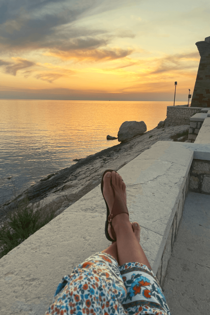 When it comes to which is better, Amalfi coast or Sicily, there are a few things to consider - including the sunsets on Sicily. 