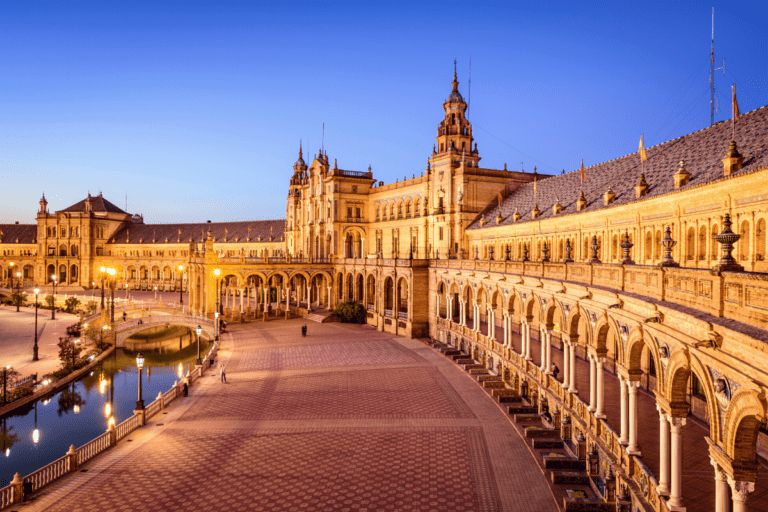 3 Days In Seville: BEST Girls Trip Itinerary!