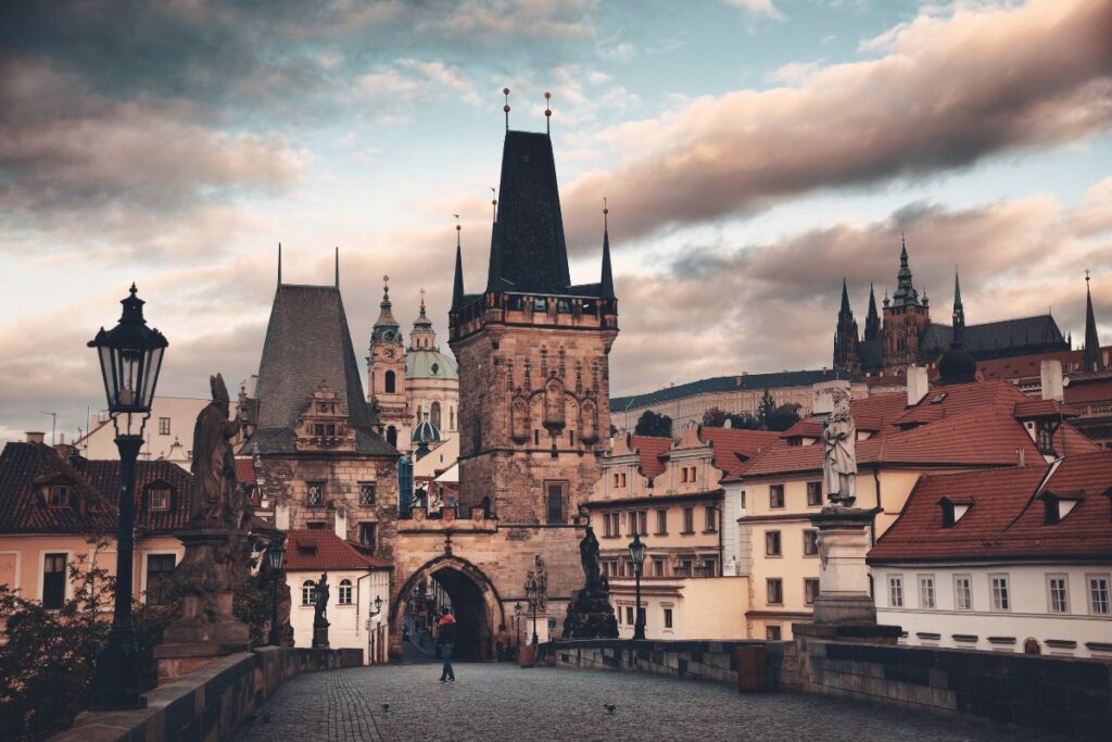 The Charles Bridge in Prague, a must on the 4 day itinerary of the city.