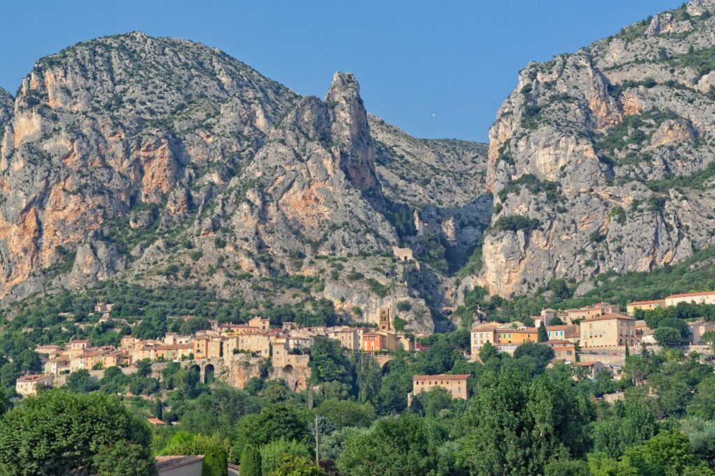 Moustiers-Sainte-Marie is one of my favorite villages and places to stay in Provence. 