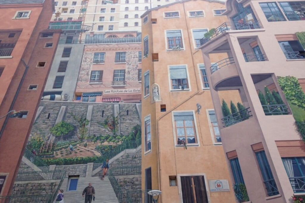 Lyon mural architecture that looks so real!