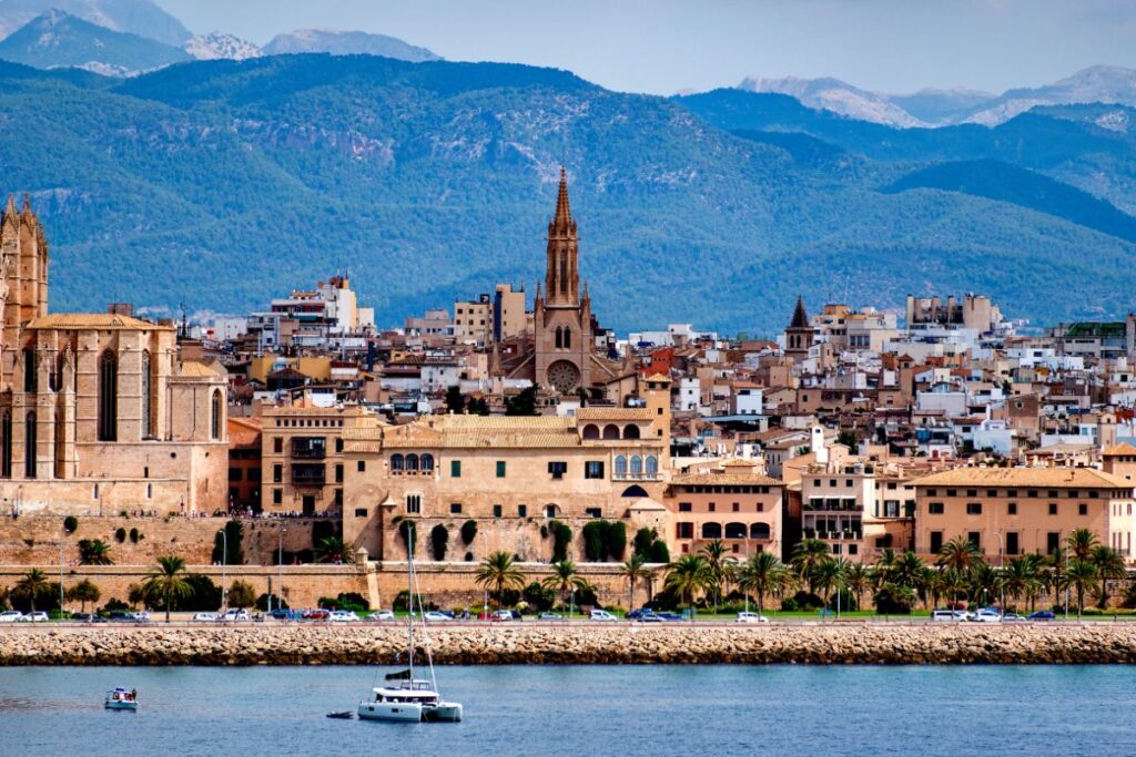 Palma is a places I stayed on my Mallorca road trip.